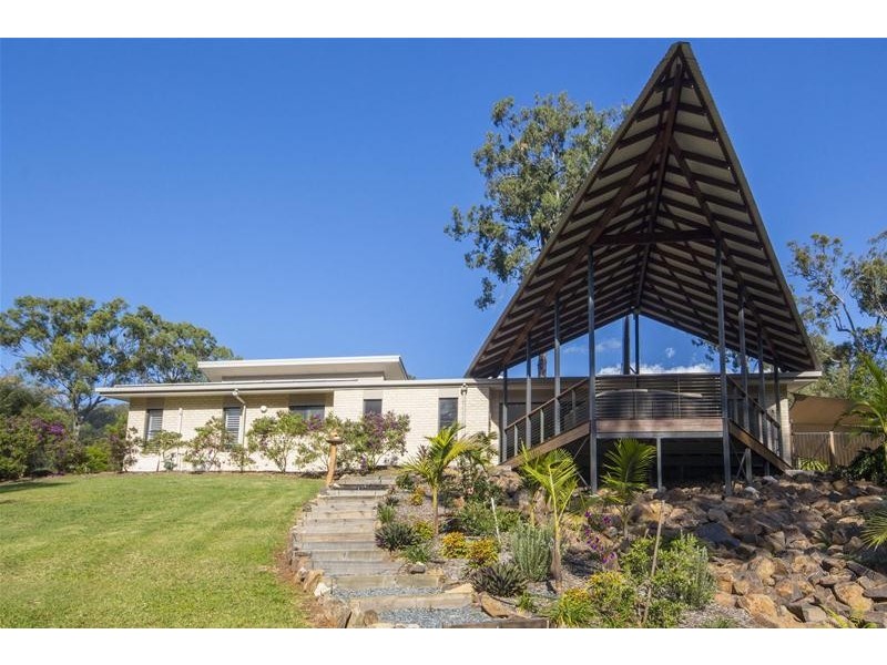 14 Pinnacle Drive, Wongawallan QLD 4210