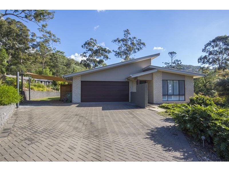 14 Pinnacle Drive, Wongawallan QLD 4210