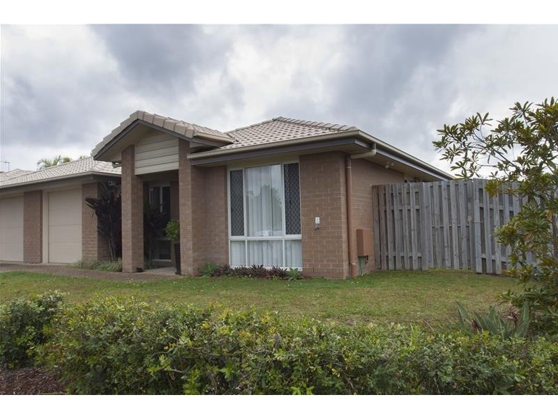 2/16 Cardwell Street, Upper Coomera QLD 4209