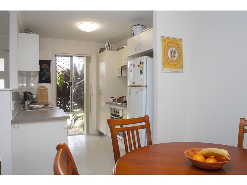 2/16 Cardwell Street, Upper Coomera QLD 4209