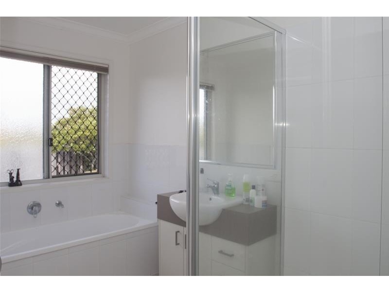 2/16 Cardwell Street, Upper Coomera QLD 4209