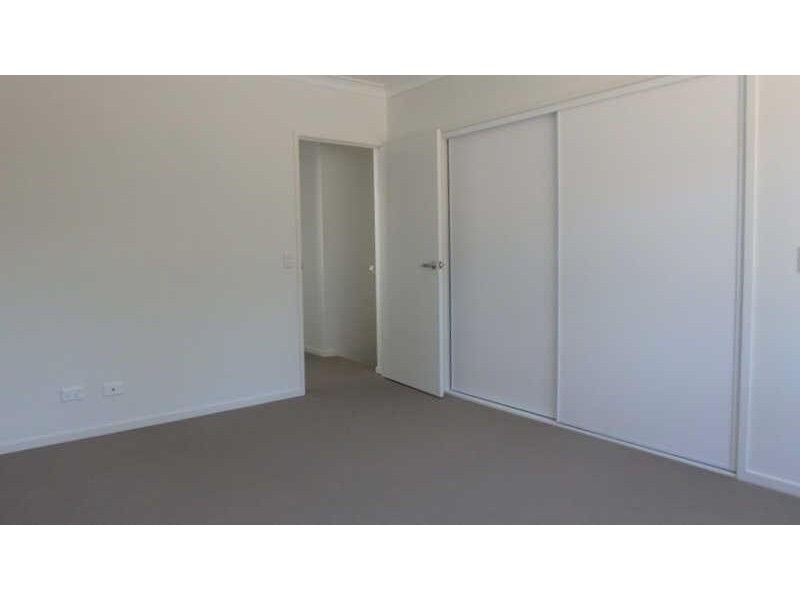 5 /23 Oakwood Street, Pimpama QLD 4209