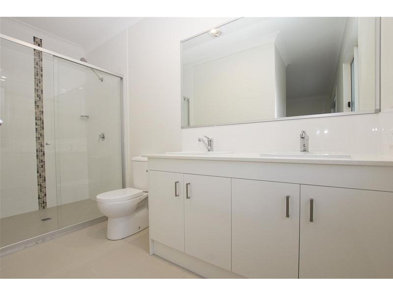 5 /23 Oakwood Street, Pimpama QLD 4209