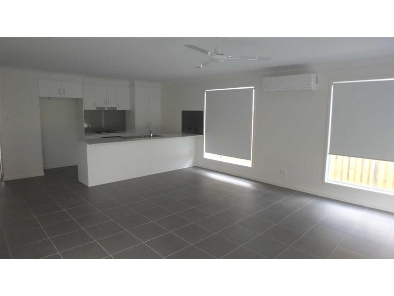 21  Apple Berry Avenue, Coomera QLD 4209