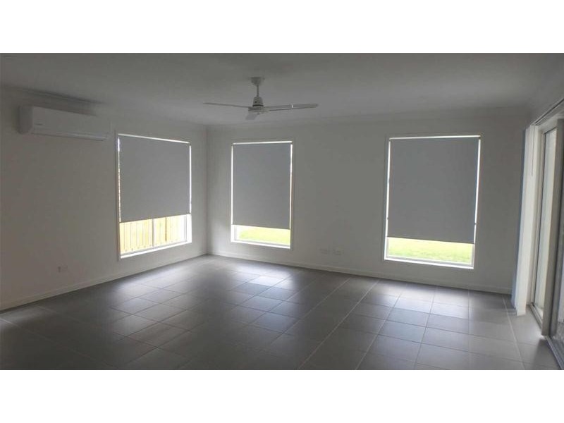 21  Apple Berry Avenue, Coomera QLD 4209