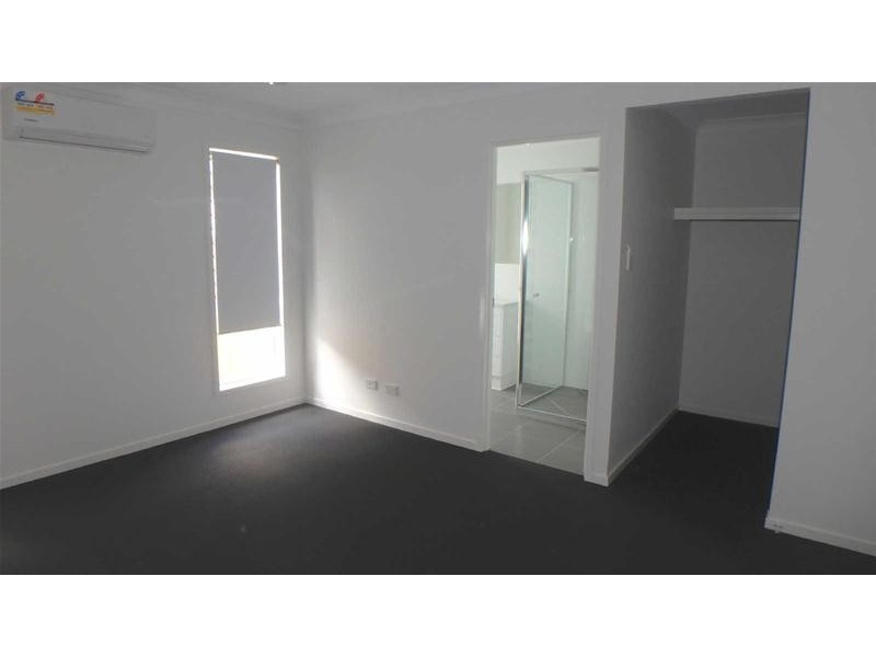 21  Apple Berry Avenue, Coomera QLD 4209