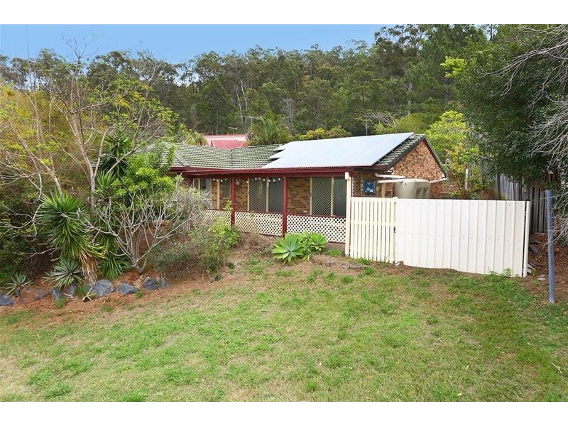 1 Atoll Court, Pacific Pines QLD 4211