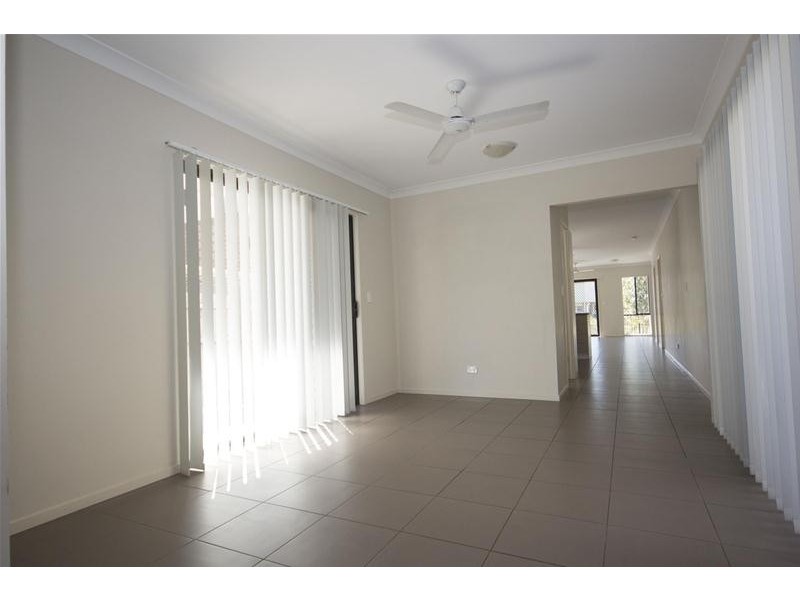 52 Lisa Crescent, Coomera QLD 4209