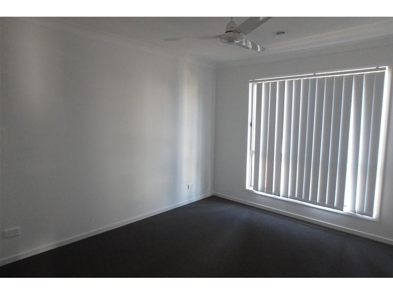 11/31 Jotown Drive, Coomera QLD 4209