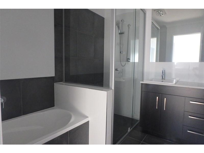 11/31 Jotown Drive, Coomera QLD 4209