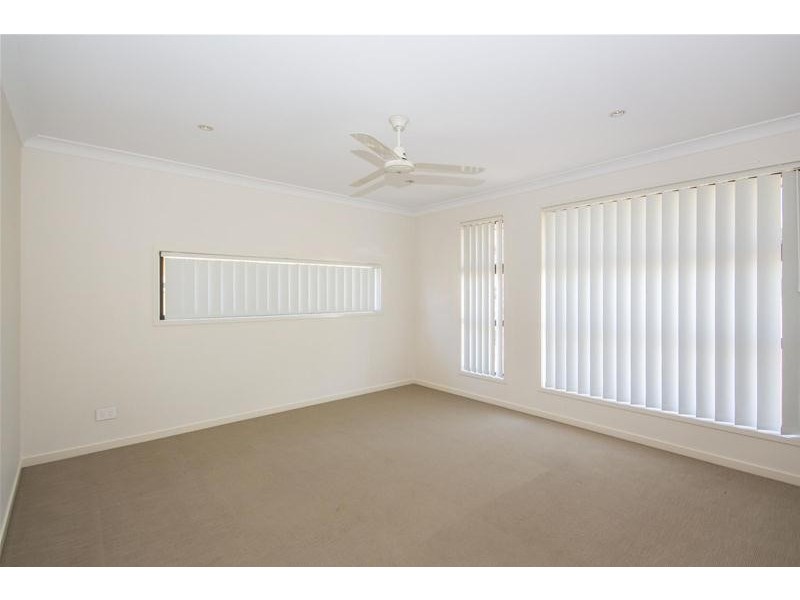 4 Oscar Close, Ormeau QLD 4208