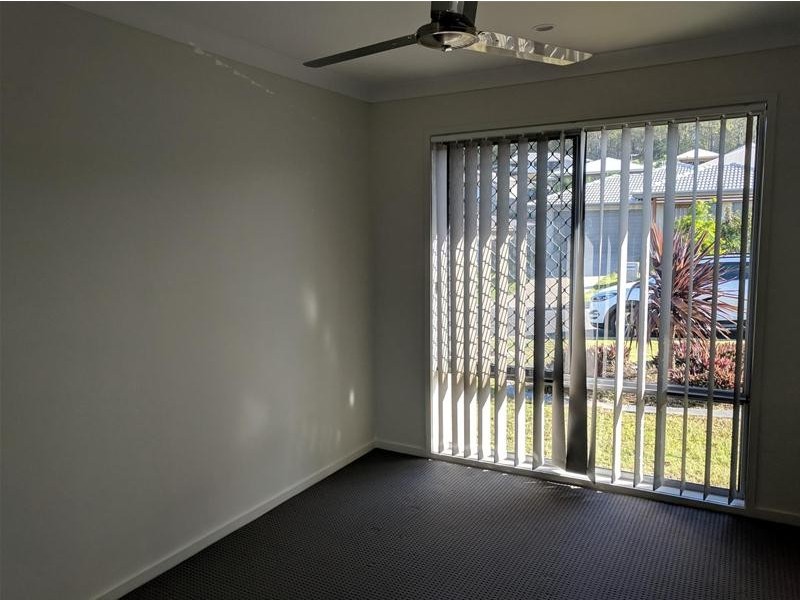 70  Edgeware Road, Pimpama QLD 4209