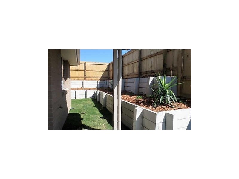 70  Edgeware Road, Pimpama QLD 4209