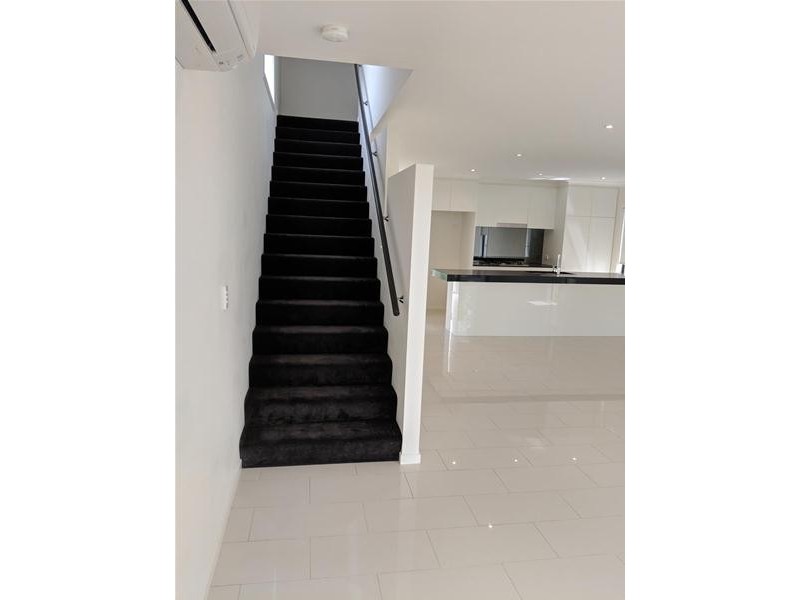 13 Altitude Drive, Pimpama QLD 4209