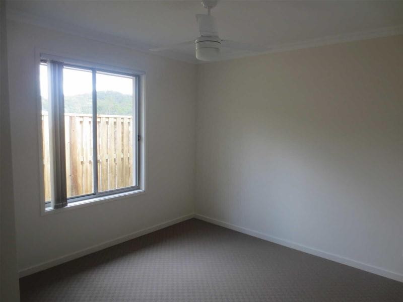 2/21 Arondel Circuit, Upper Coomera QLD 4209