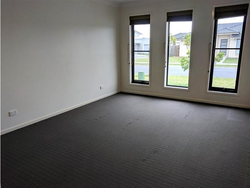 61  Beaumont Drive, Pimpama QLD 4209