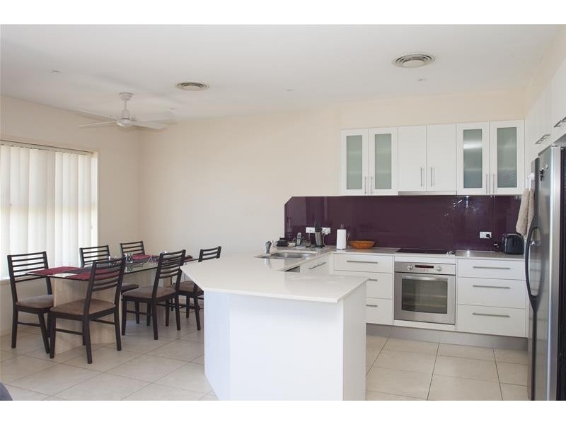 Unit 2/22 Beatty Street, Southport QLD 4215