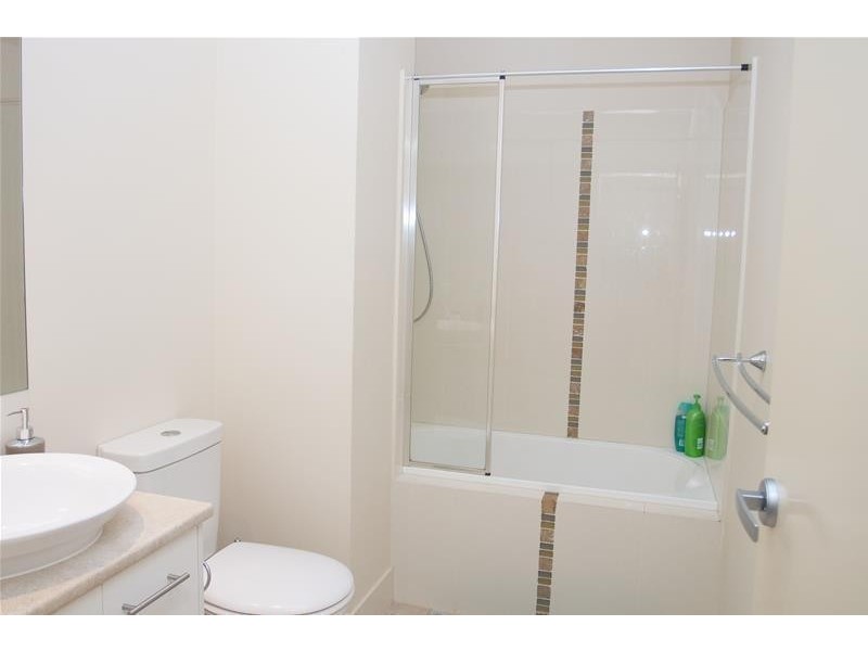 Unit 2/22 Beatty Street, Southport QLD 4215