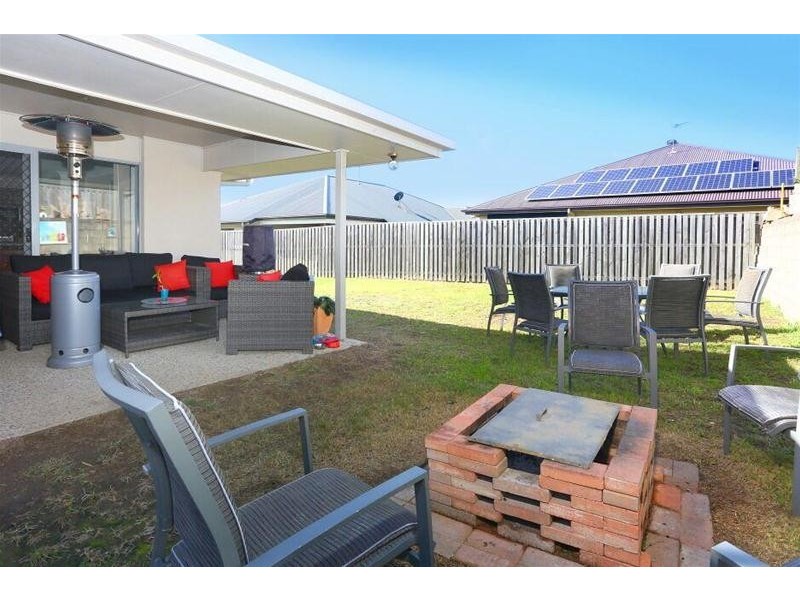 4 Cypress Circuit, Coomera QLD 4209