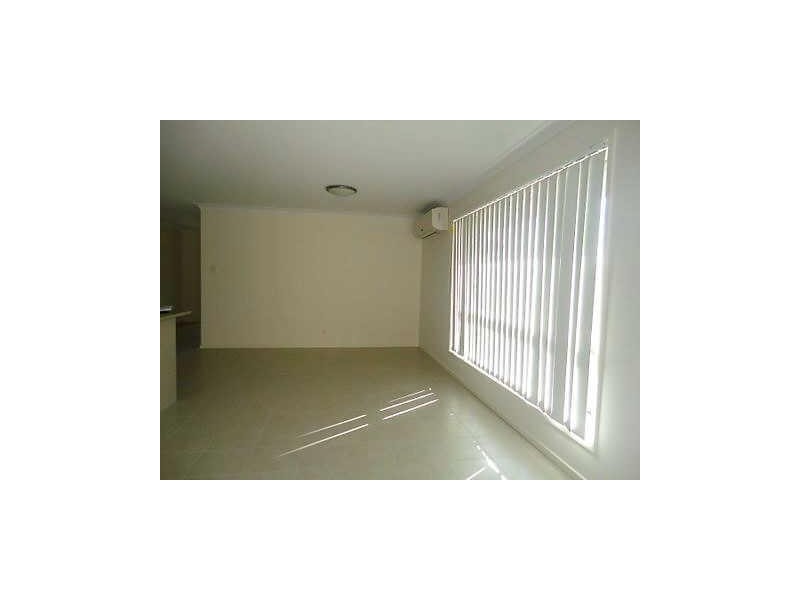 70 McLachlan Circuit, Willow Vale QLD 4209