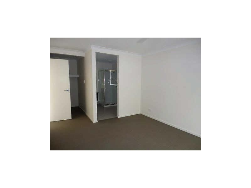 70 McLachlan Circuit, Willow Vale QLD 4209