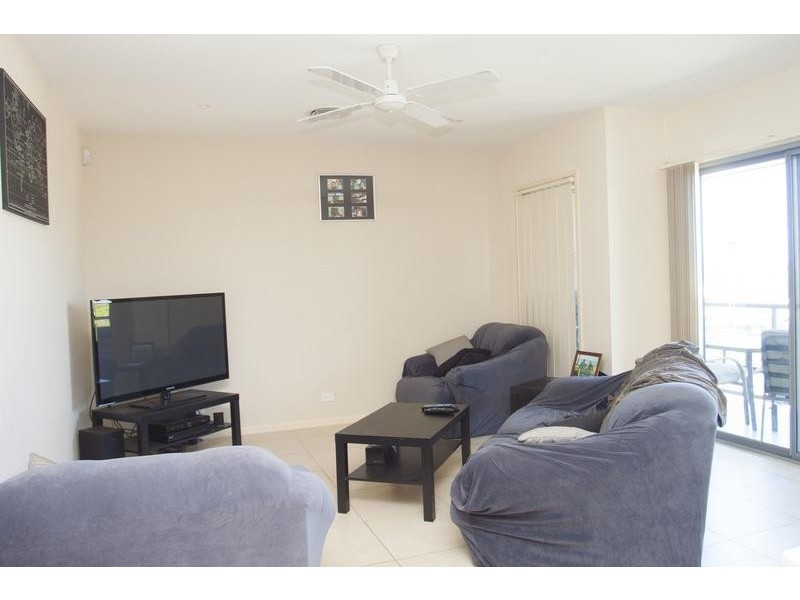 2/22 Beatty Street, Southport QLD 4215