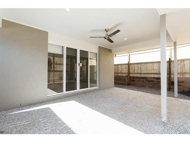 62 Pepper Tree Drive, Holmview QLD 4207