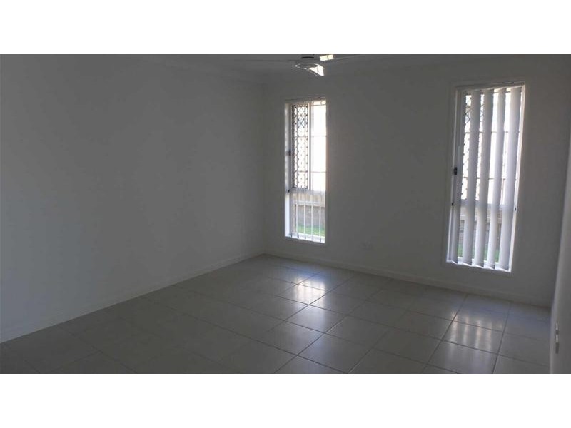 19  Augusta Drive, Pimpama QLD 4209