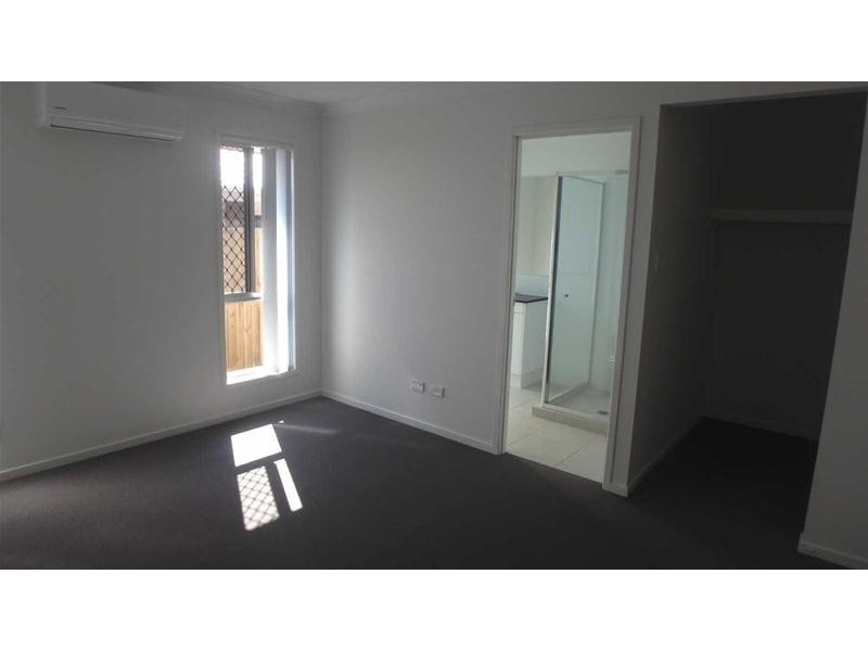 19  Augusta Drive, Pimpama QLD 4209