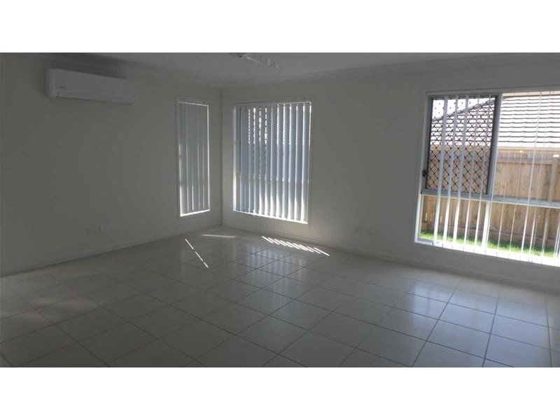 19  Augusta Drive, Pimpama QLD 4209