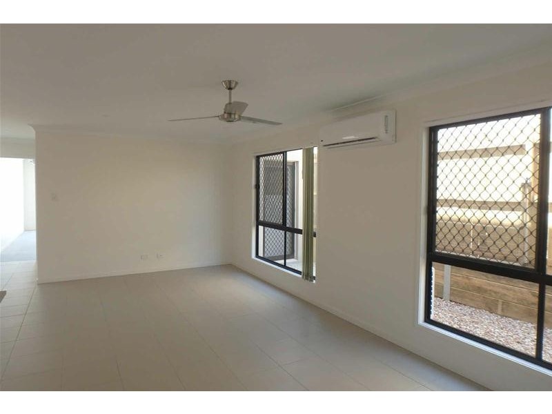 28  Mercer Street, Pimpama QLD 4209