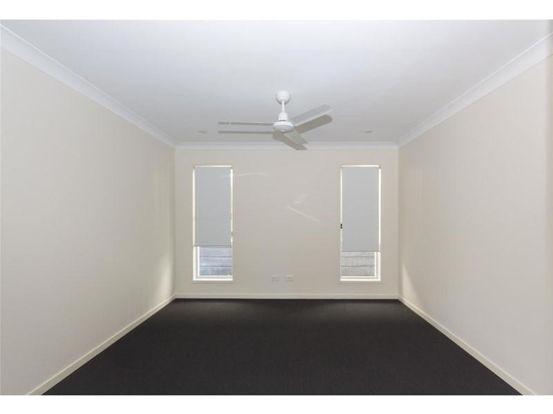 21 Apple Berry Avenue, Coomera QLD 4209