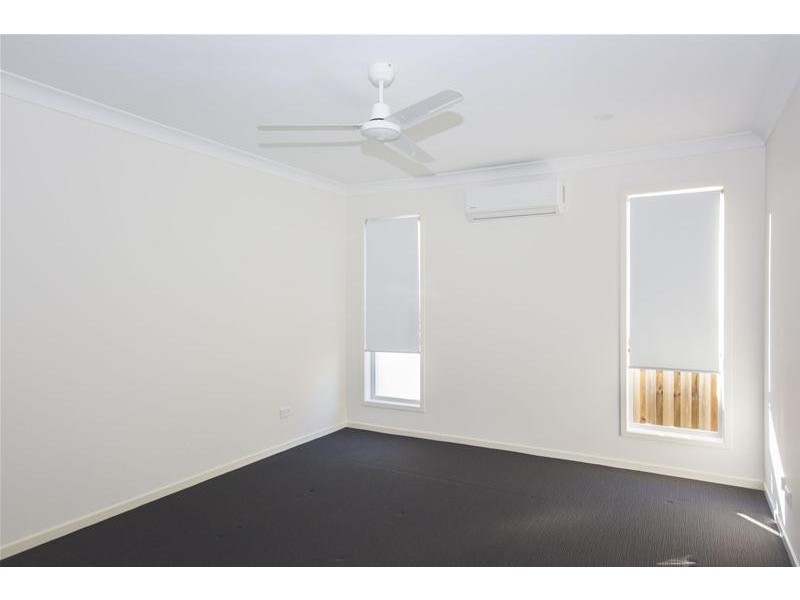 21 Apple Berry Avenue, Coomera QLD 4209