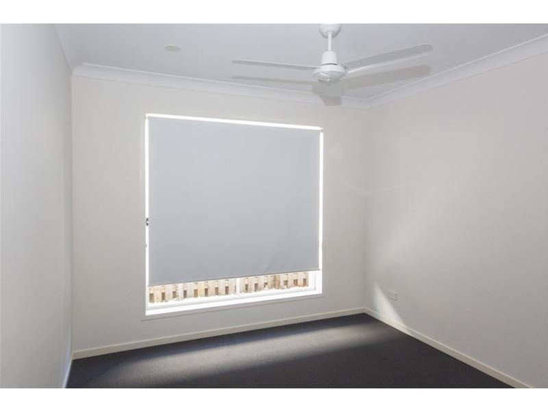 21 Apple Berry Avenue, Coomera QLD 4209