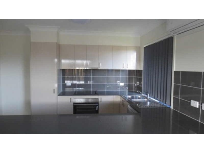 11  Cascade Street, Pimpama QLD 4209