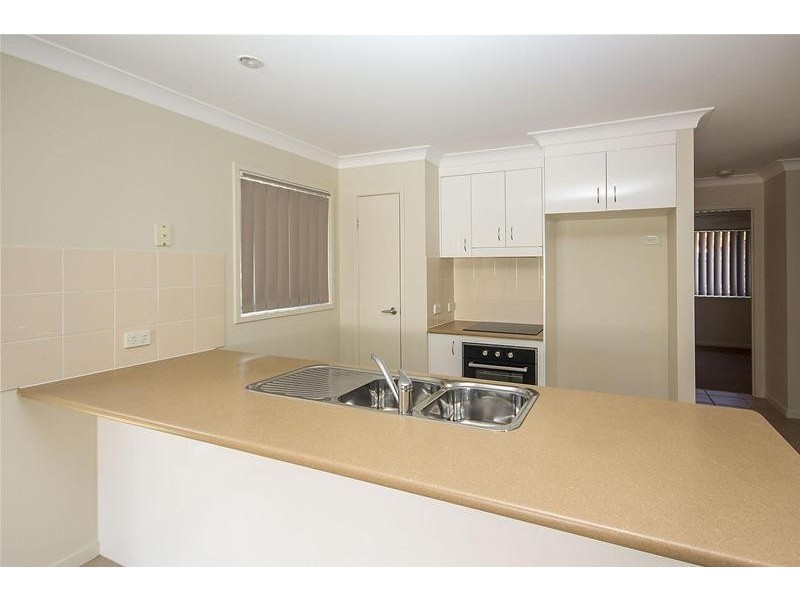 5 Schmarr Avenue, Upper Coomera QLD 4209