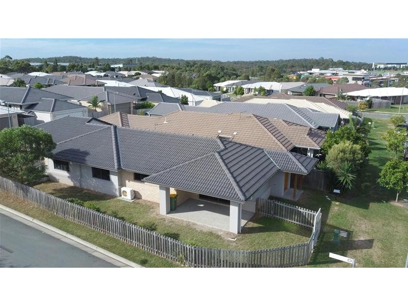 13 Damian Leeding Way, Upper Coomera QLD 4209