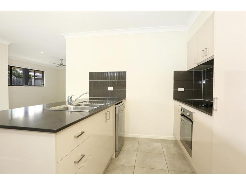 13 Damian Leeding Way, Upper Coomera QLD 4209