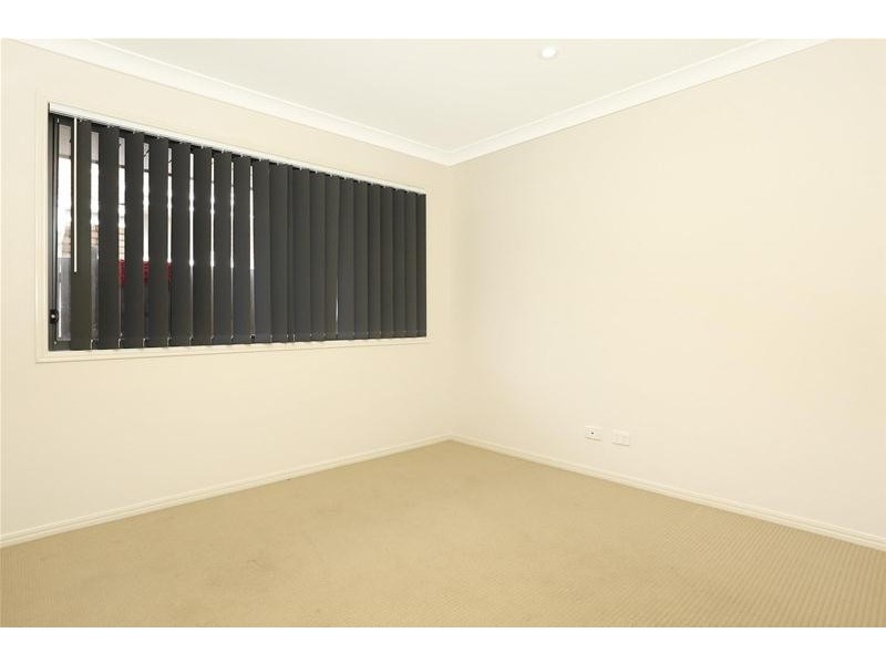 13 Damian Leeding Way, Upper Coomera QLD 4209