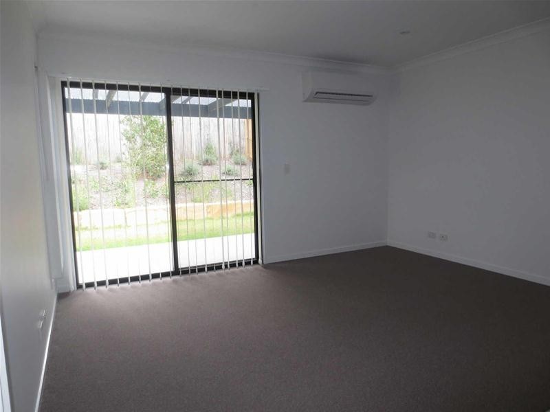 2/17  Chrome Drive “Oreland Estate”, Pimpama QLD 4209