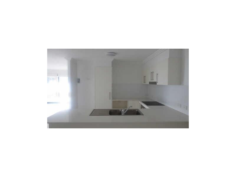 2/25  Dorretti Circuit, Upper Coomera QLD 4209