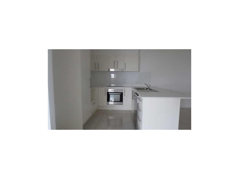 2/25  Dorretti Circuit, Upper Coomera QLD 4209