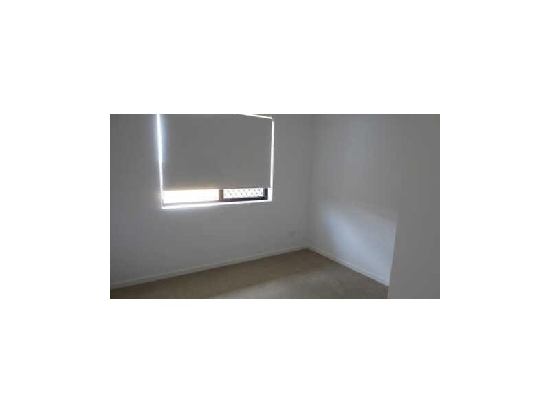 2/25  Dorretti Circuit, Upper Coomera QLD 4209