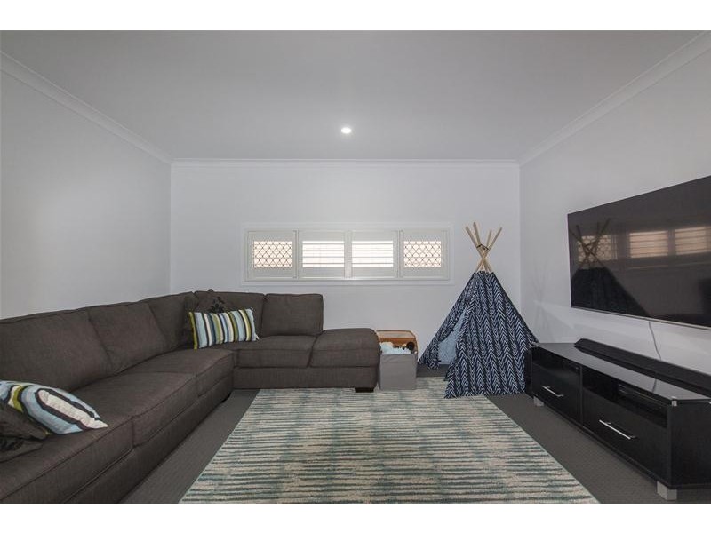 13 Saltwater Street, Pimpama QLD 4209