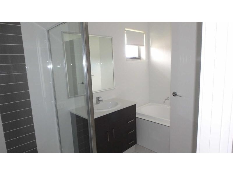 1/6  Vesper Lane, Coomera QLD 4209