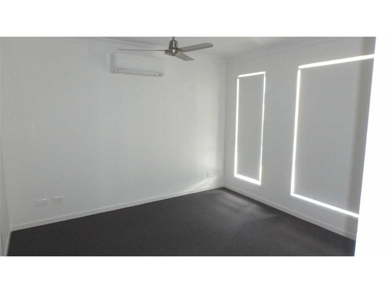 1/6  Vesper Lane, Coomera QLD 4209