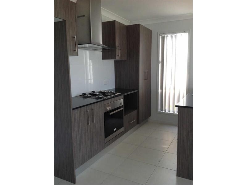 16 Carnarvon Court, Pimpama QLD 4209