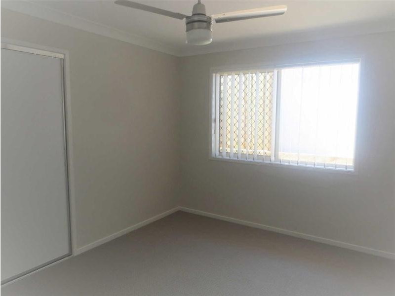 2/12  Dorretti Cct -Lot 304- Coomera Retreat Estate, Upper Coomera QLD 4209