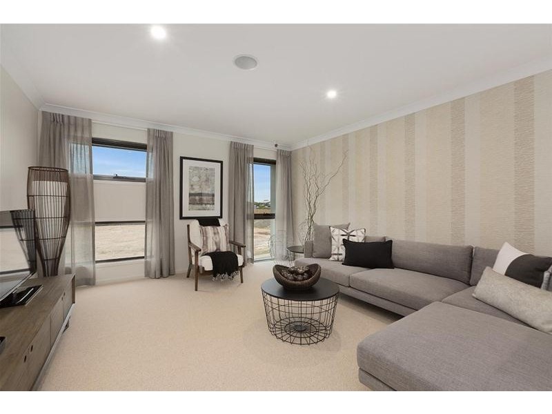 27 Hans Street, Upper Coomera QLD 4209