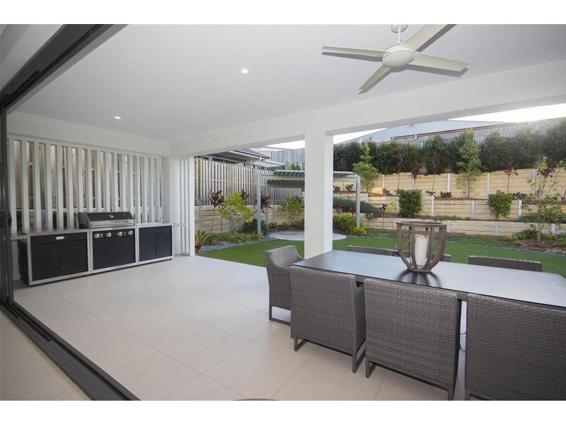 27 Hans Street, Upper Coomera QLD 4209